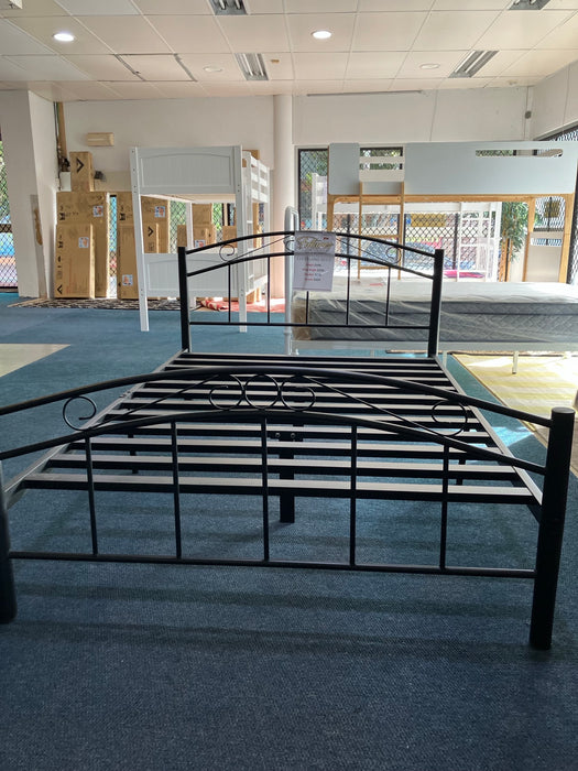 Cleveland metal bed base